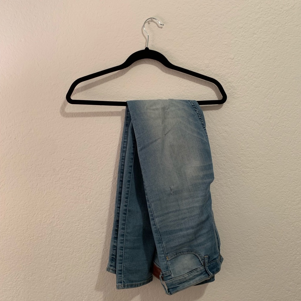 Hollister Super Skinny High-Rise Jeans